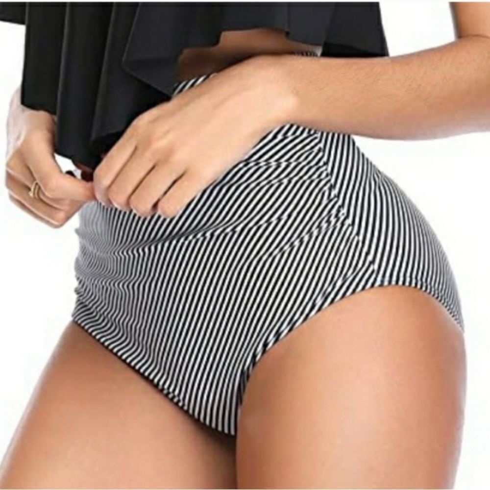 Marinavida stripe high rise‎ rouched bikini bottom black/white XL NWT in packag